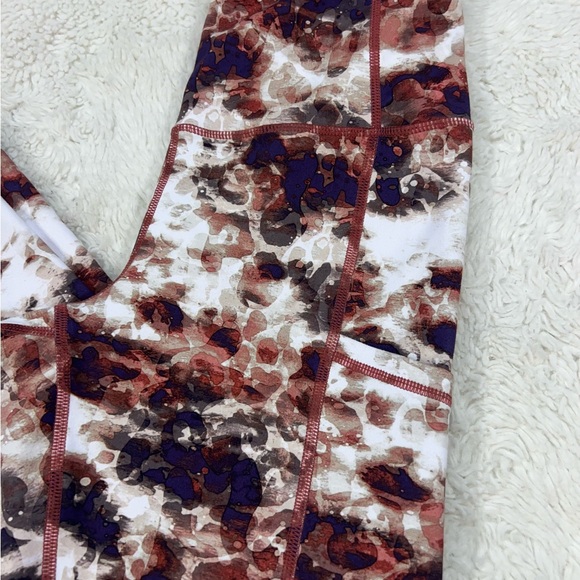 Layer 8 Women's Athletic Cropped Leggings Multicolor Colorful Size XS # 459 - Picture 3 of 6